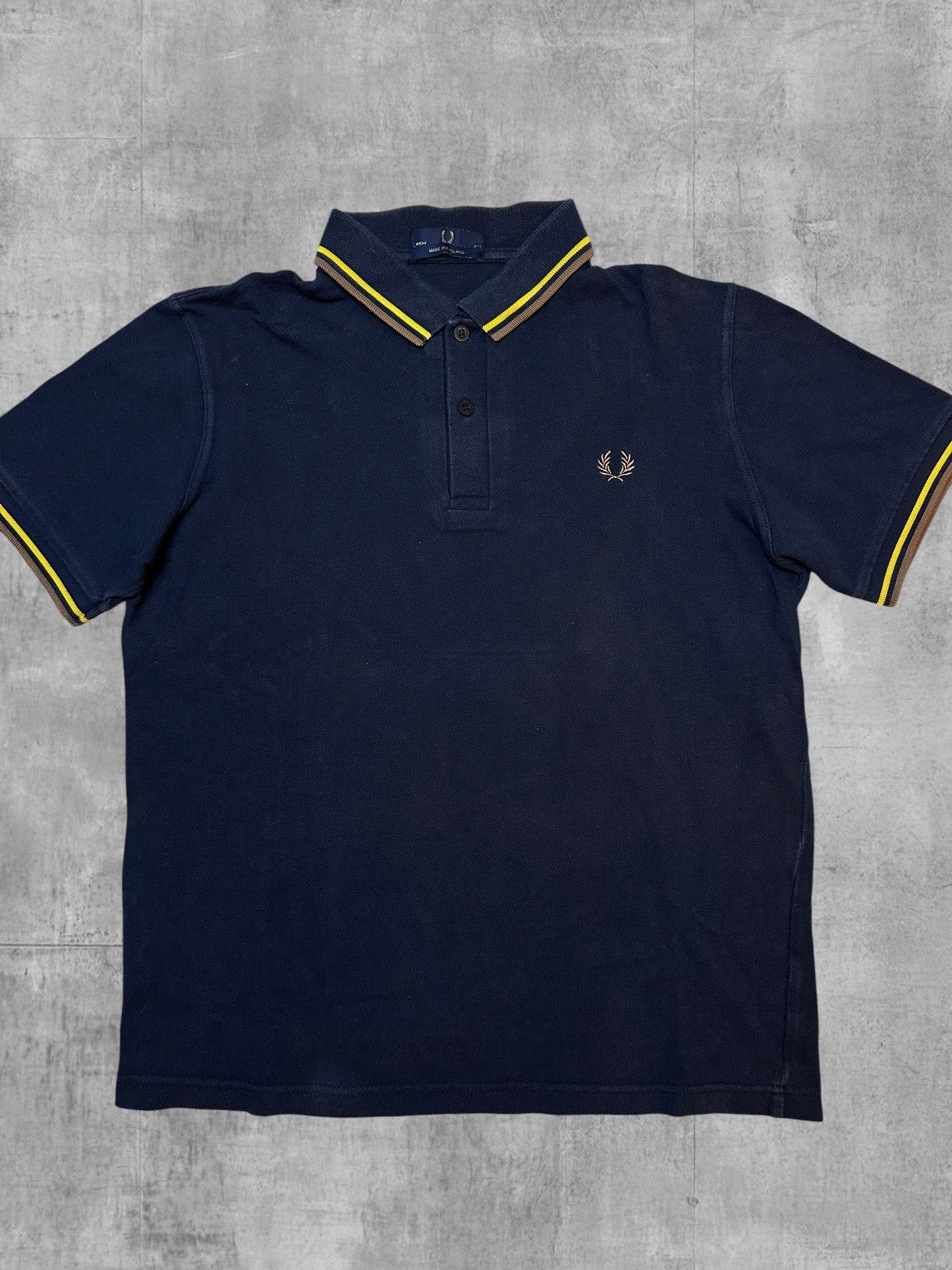Fred Perry Polo Shirt Schwarzblau Gold M