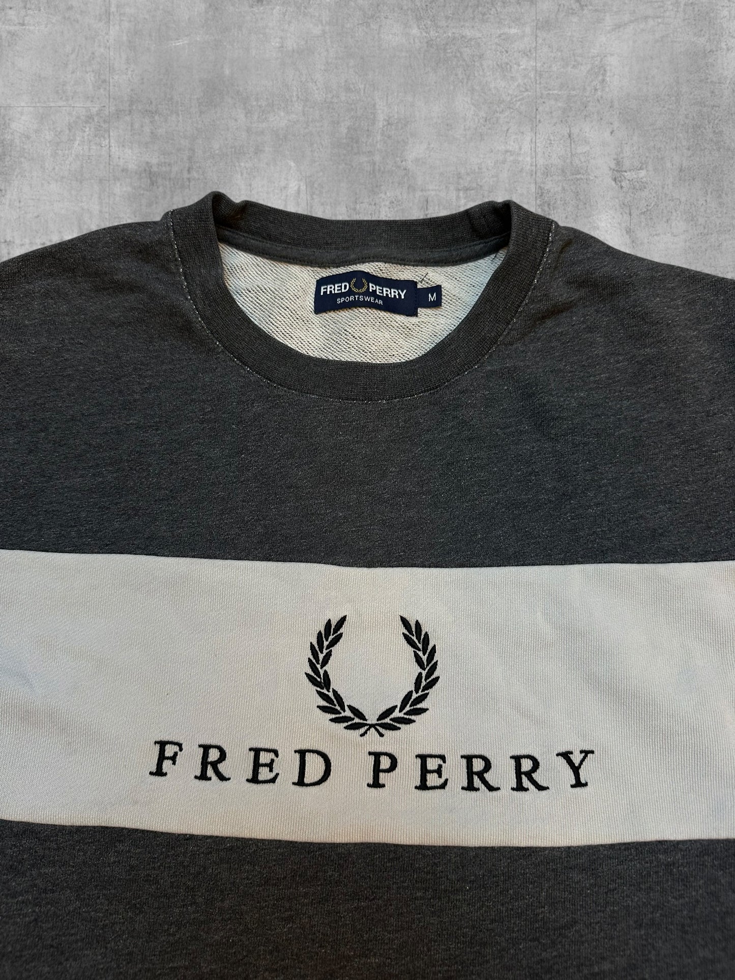 Fred Perry Sweatshirt Sweater Pullover Hoodie Grau Weiß M