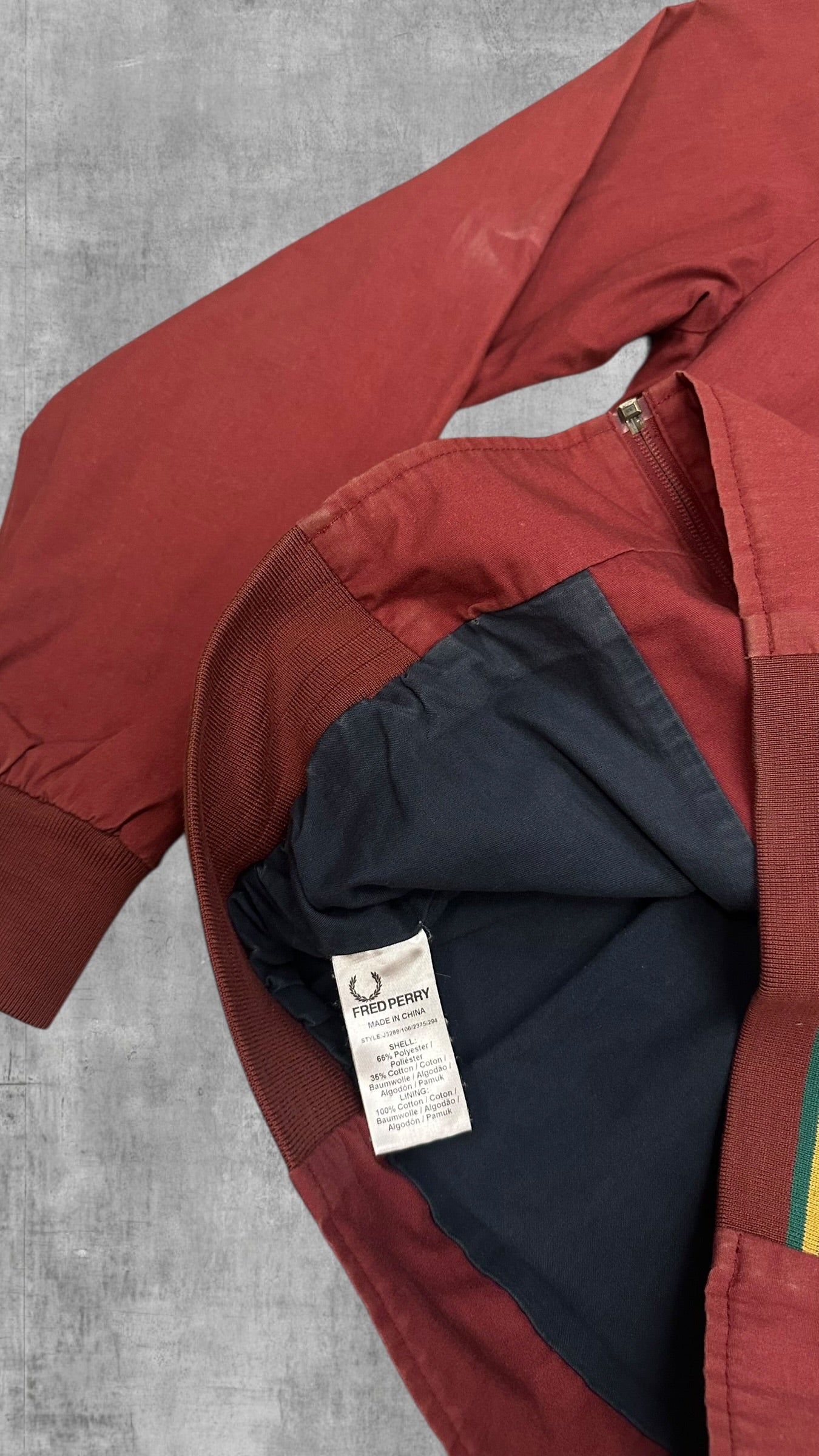 Fred Perry Bomberjacke Regenjacke Weinrot M