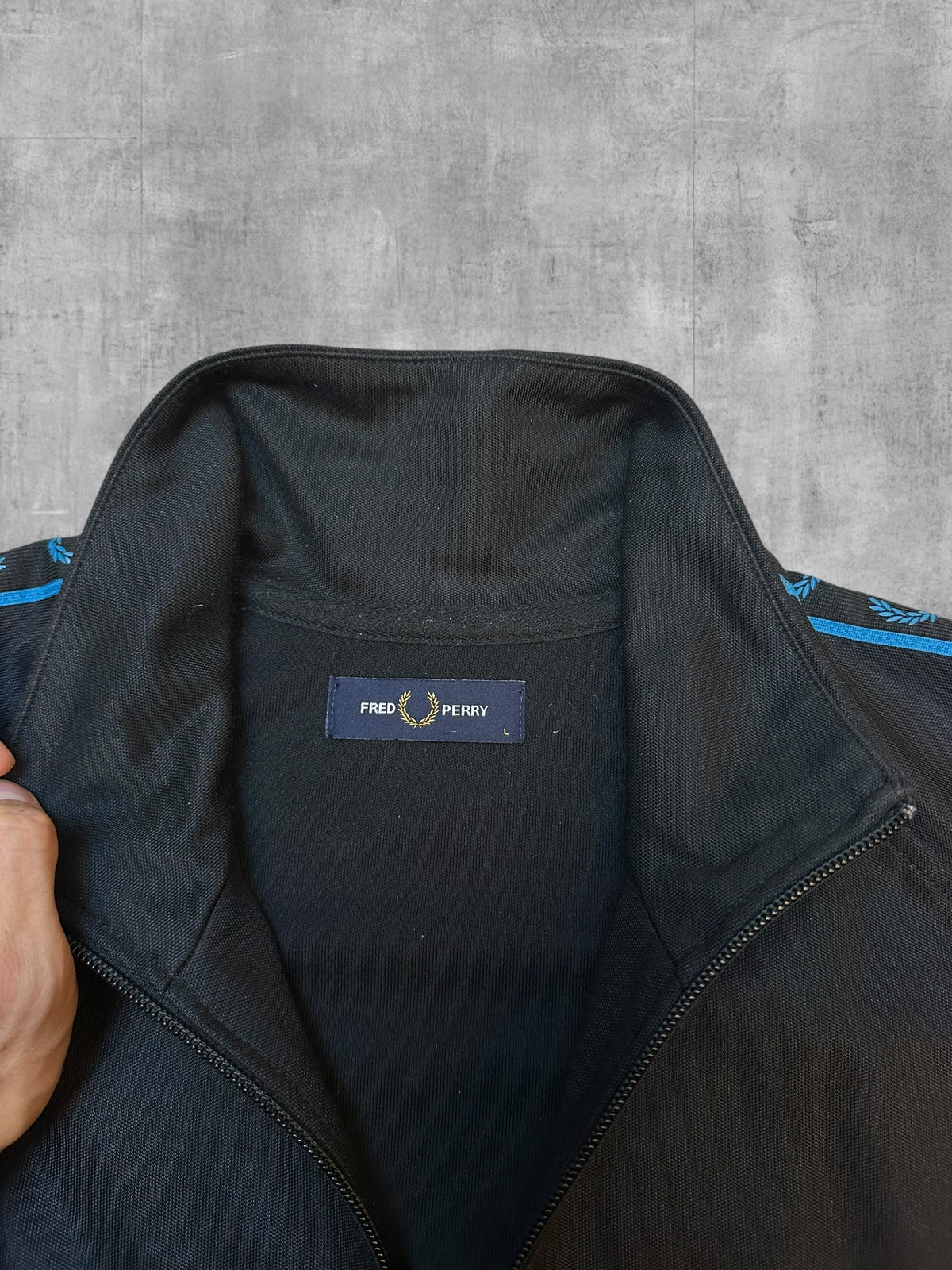 Fred Perry Trainingsjacke Taped Schwarz Hellblau L