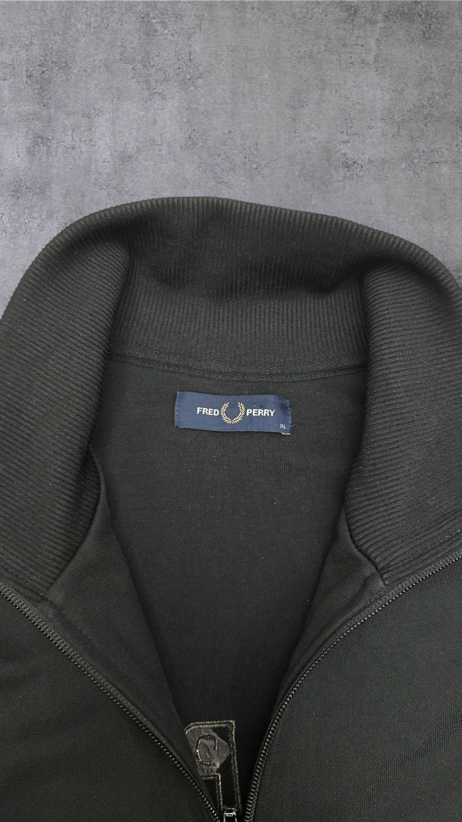 Fred Perry Trainingsjacke Backprint Zip Jacke Schwarz Gold XL