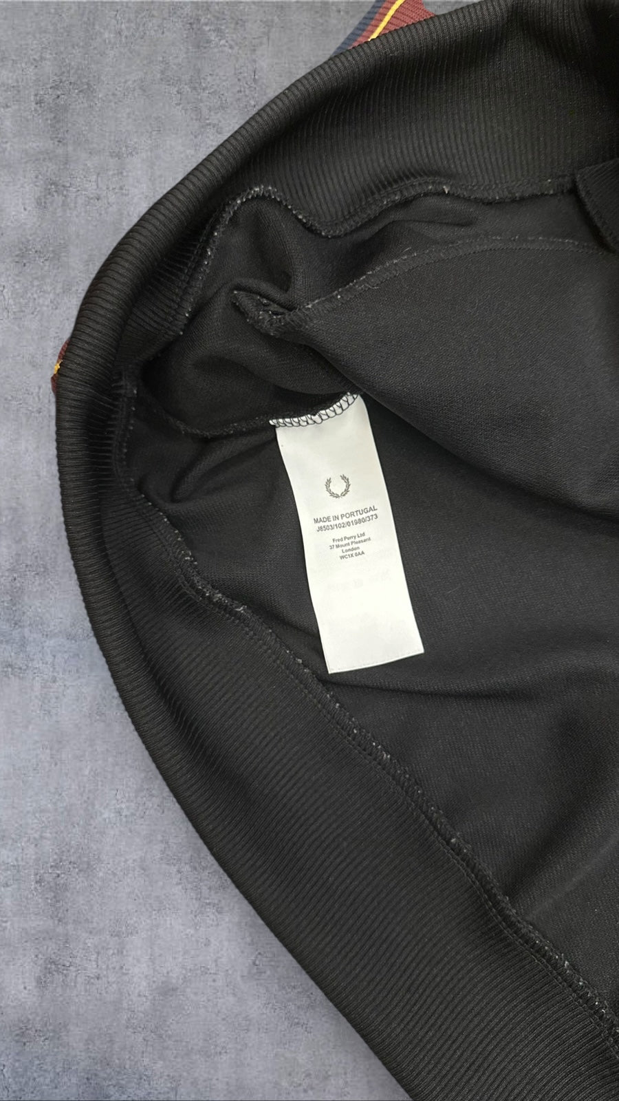 Fred Perry Trainingsjacke Taped Zip Jacke Schwarz Gold XL