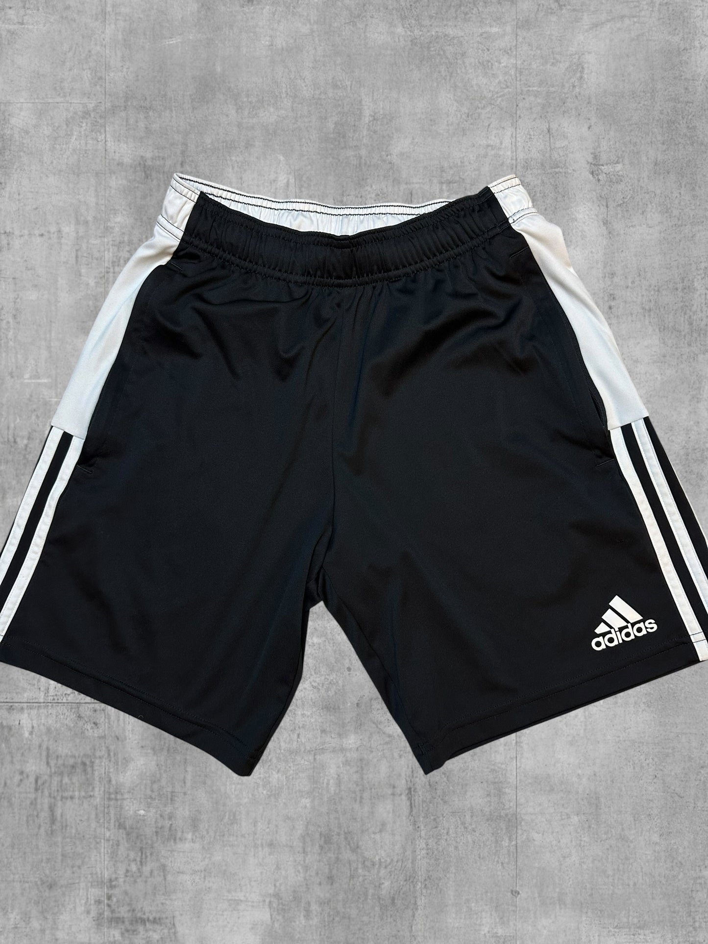 Adidas Shorts Schwarz S