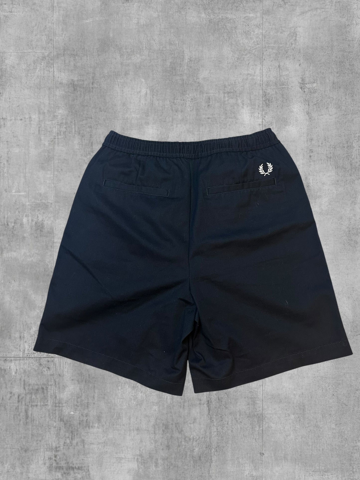 Fred Perry Shorts Kurze Hose Schwarz Größe 32 M / L