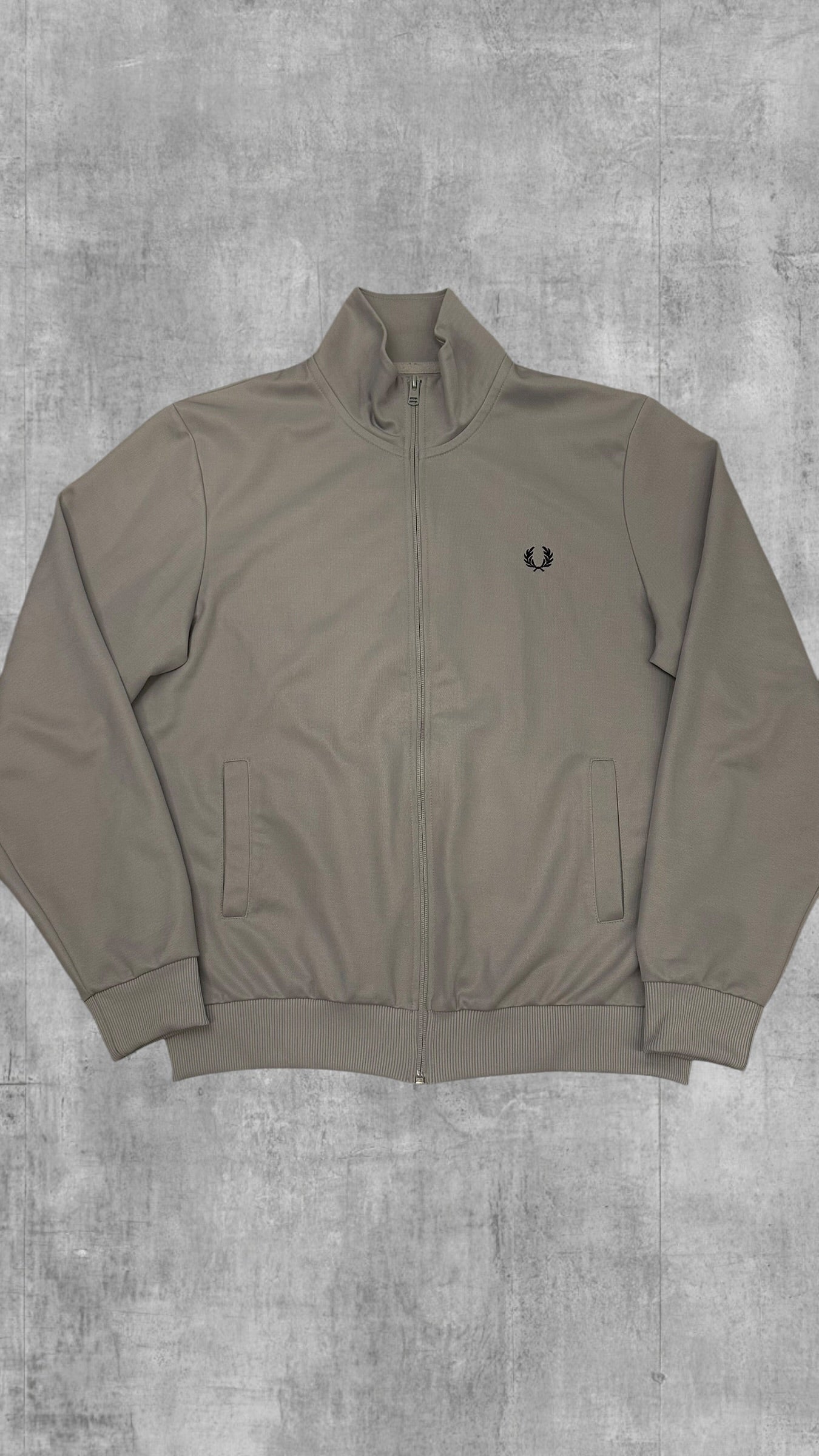 Fred Perry Trainingsjacke Hellgrau L