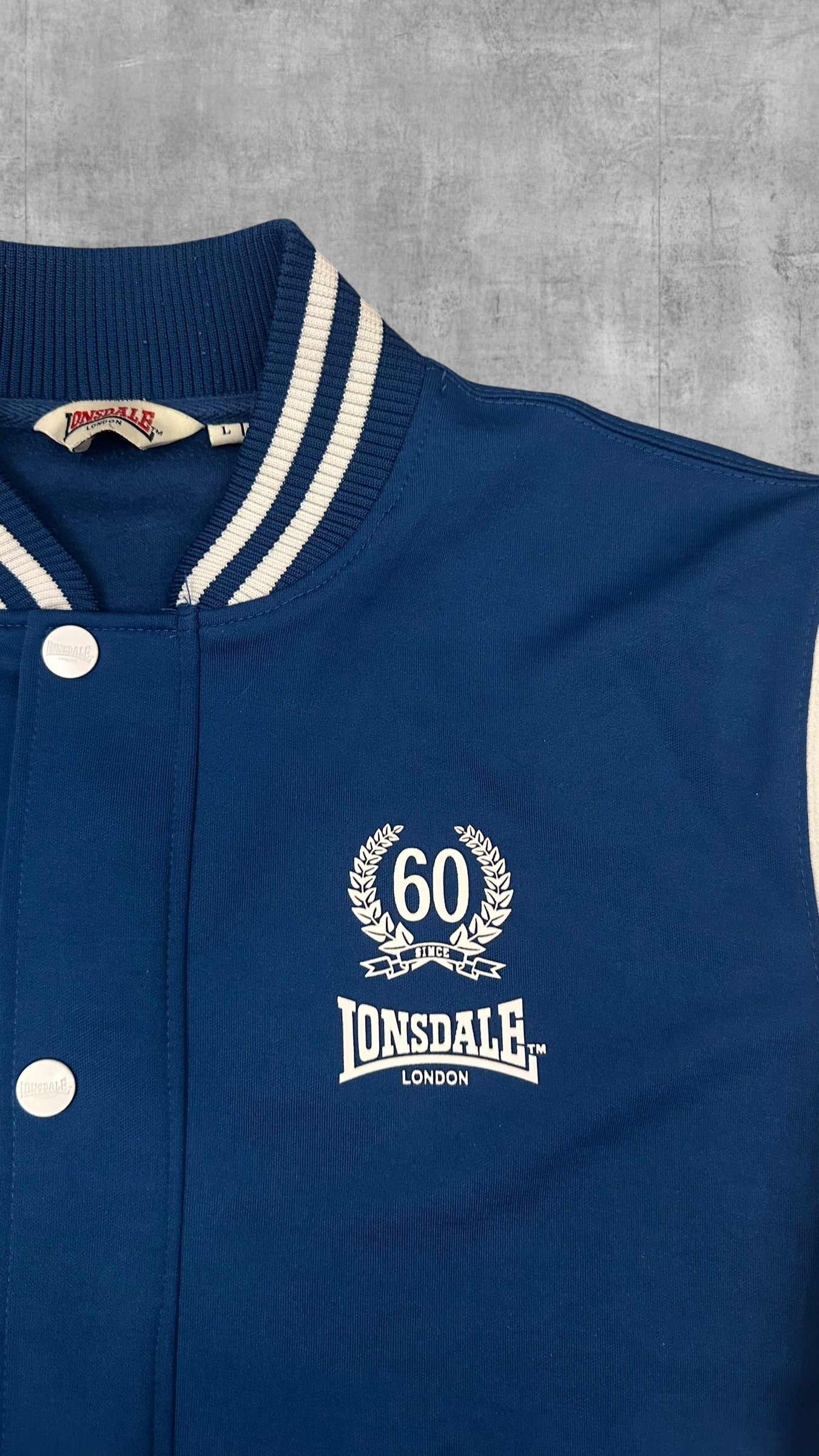 Lonsdale London Backprint Collage Jacke Blau Weiß L