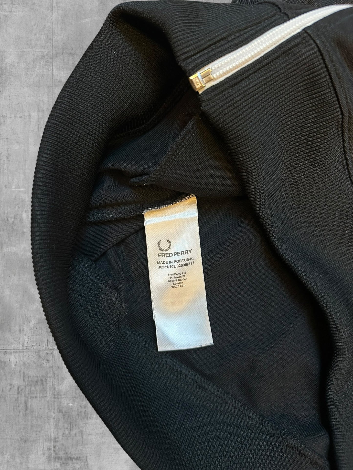 Fred Perry Trainingsjacke Taped Schwarz Weiß M