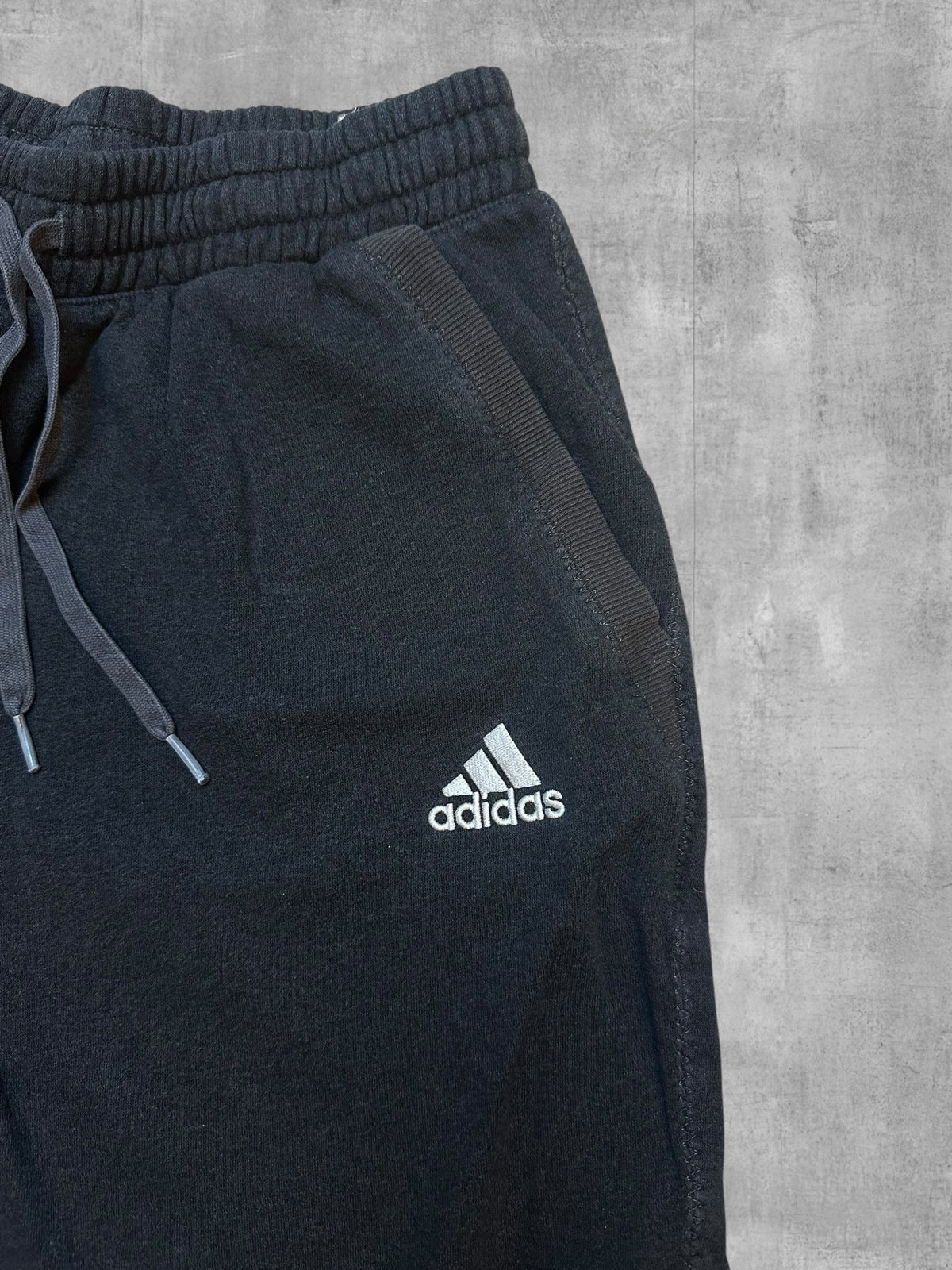 Adidas Shorts Dunkelgrau M