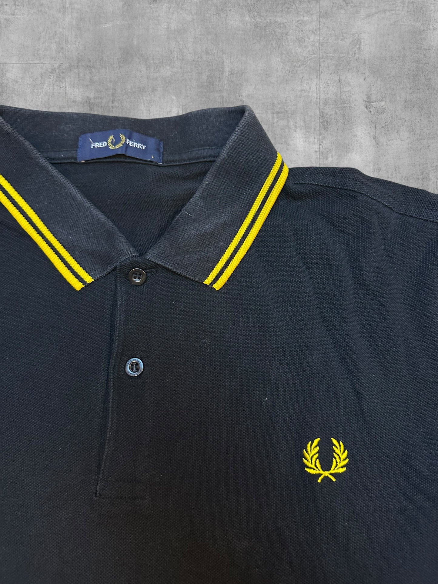 Fred Perry Polo Shirt Schwarz Gelb L