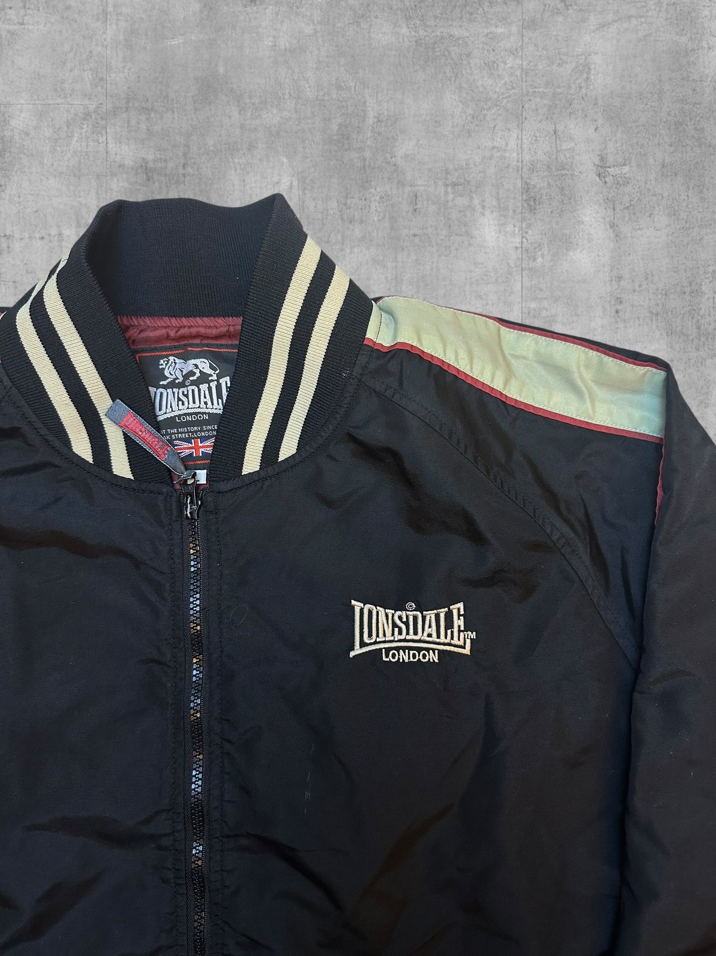 Lonsdale London Bomberjacke Backprint Schwarz Beige Weinrot M - L