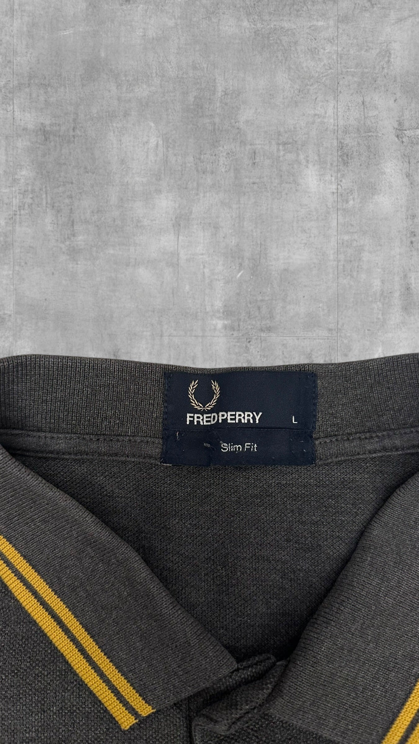Fred Perry Polo Shirt Grau Gold L Slim Fit