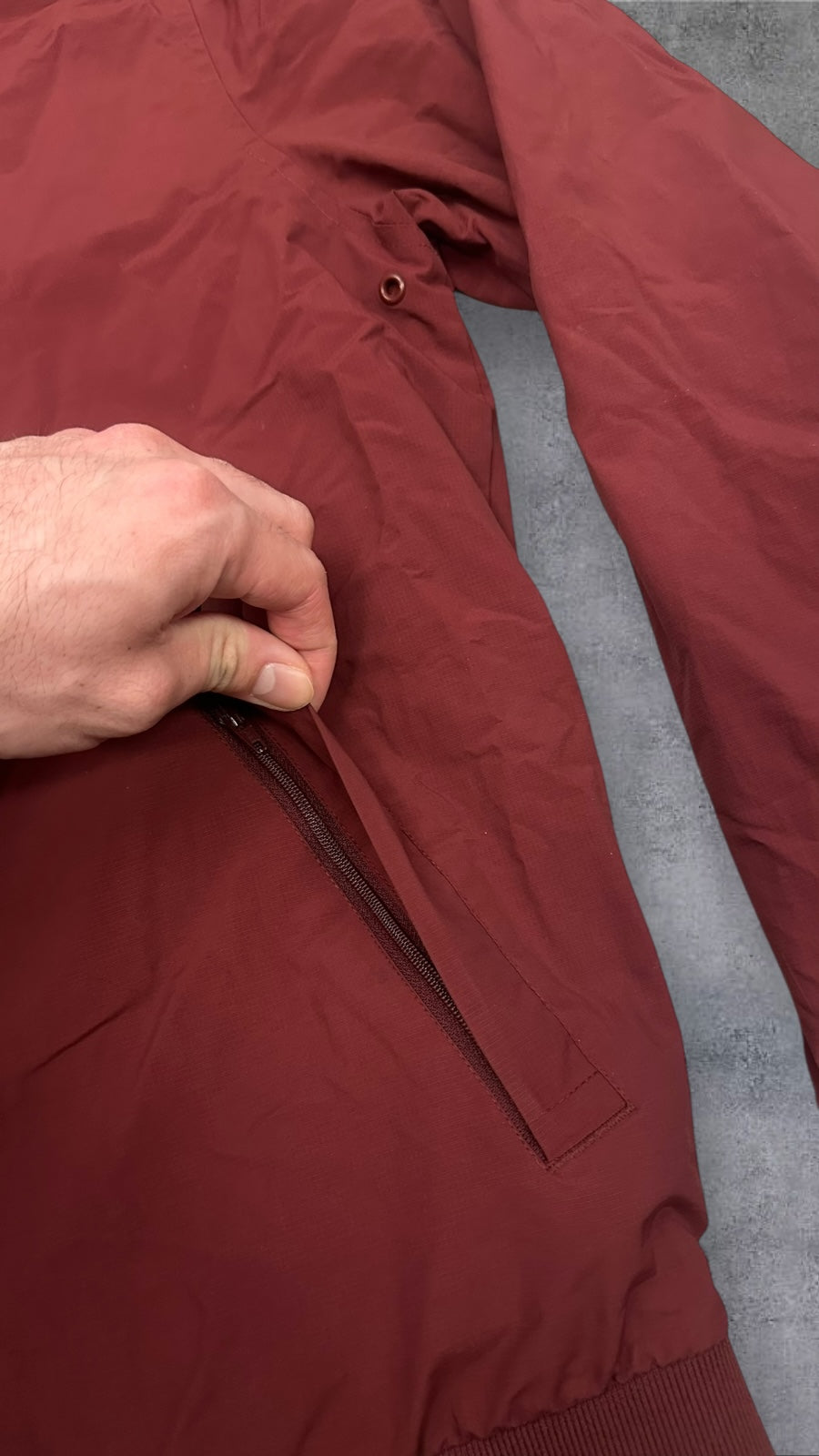 Fred Perry Regenjacke Bomberjacke Weinrot Größe M