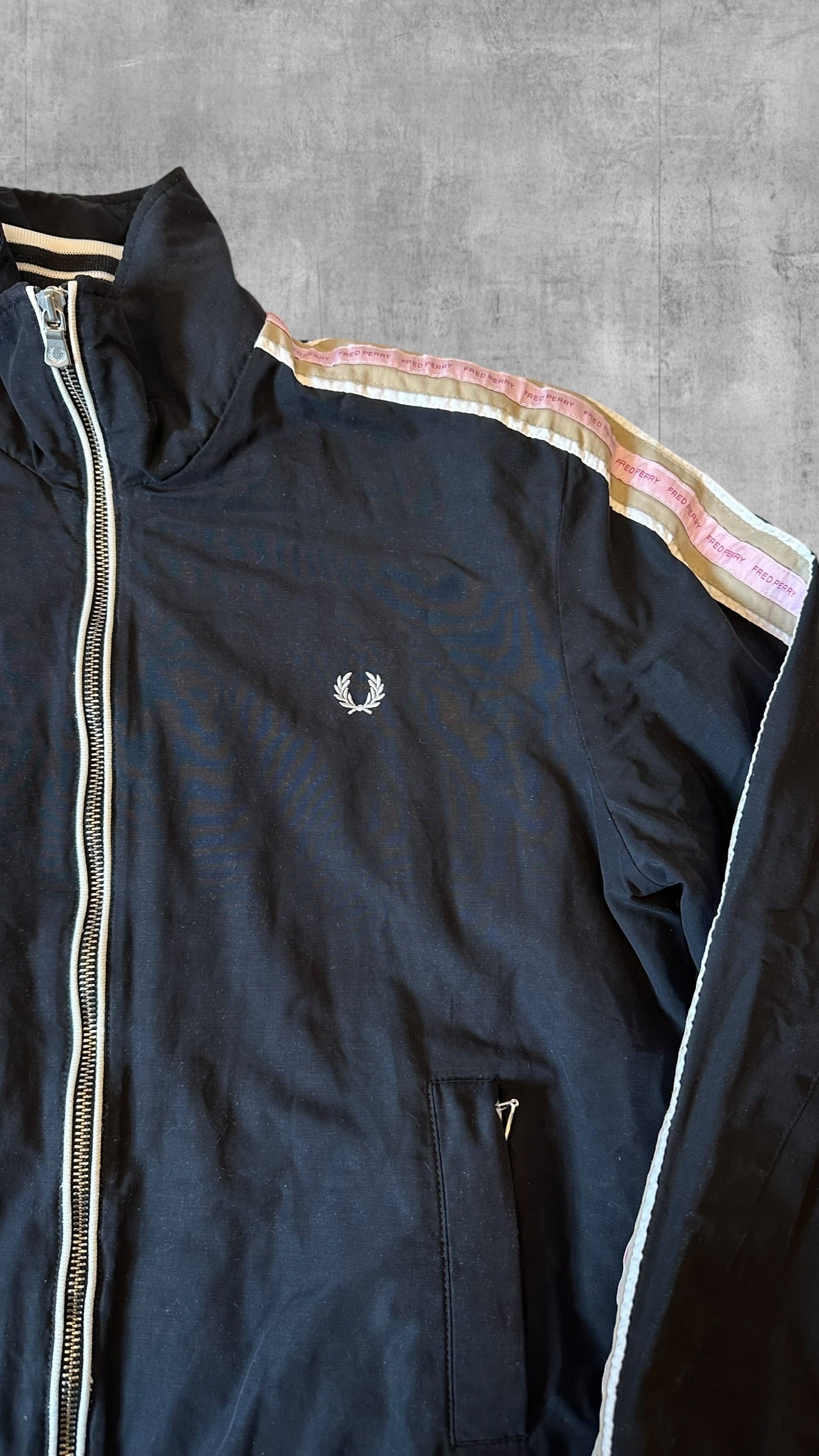 Fred Perry Übergangsjacke Regenjacke Gefüttert Taped Schwarz Frauengröße XL