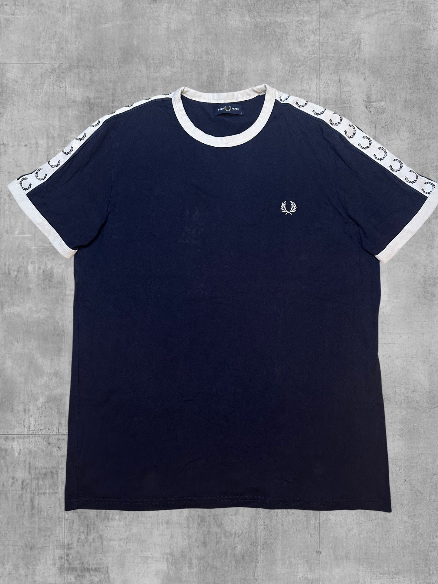 Fred Perry T-Shirt Taped Navy Blau Weiß L