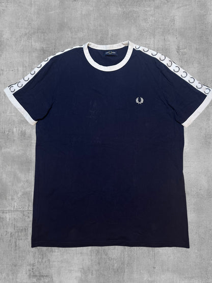 Fred Perry T-Shirt Taped Navy Blau Weiß L