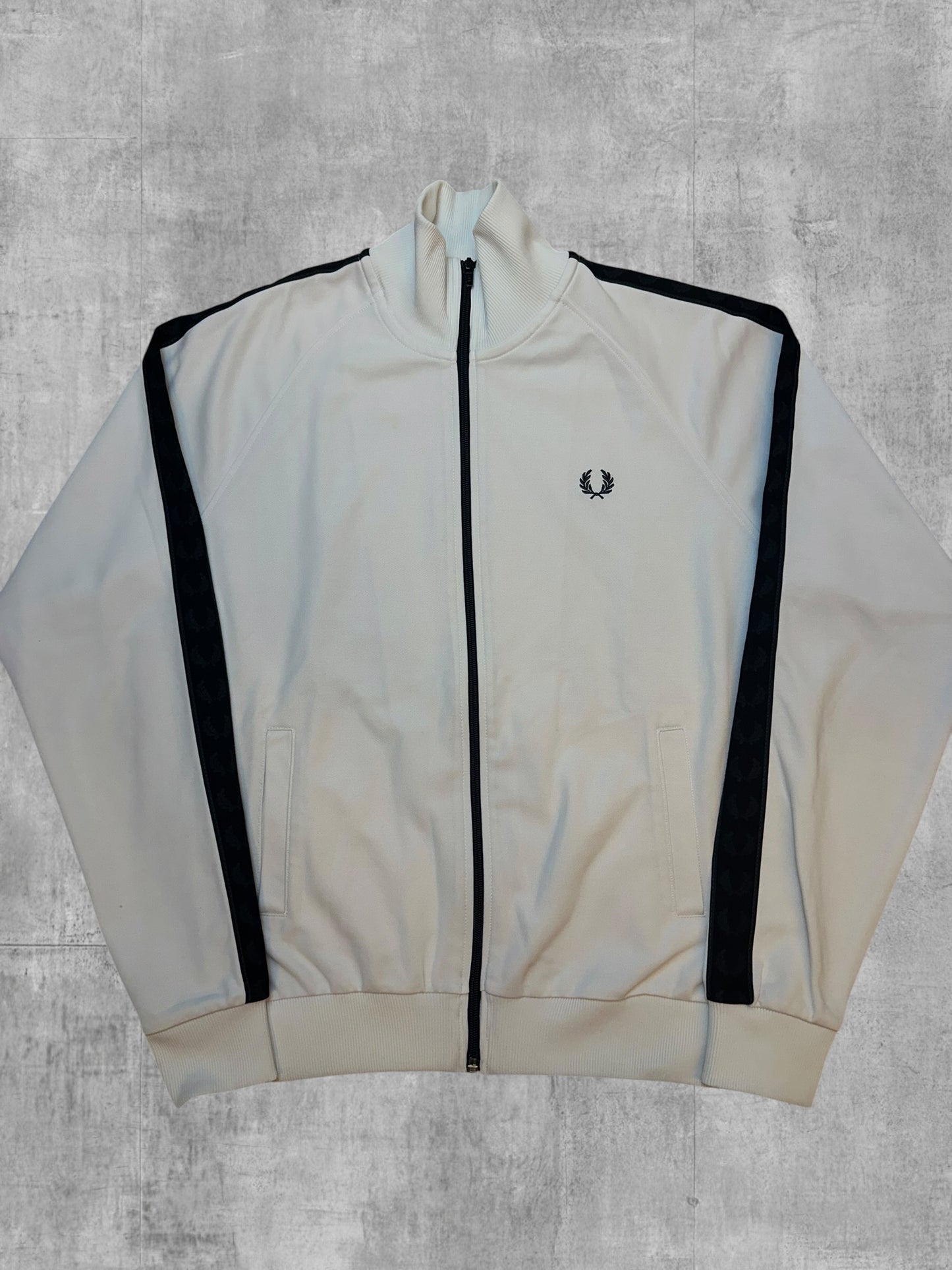 Fred Perry Trainingsjacke Taped Weiß Schwarz M
