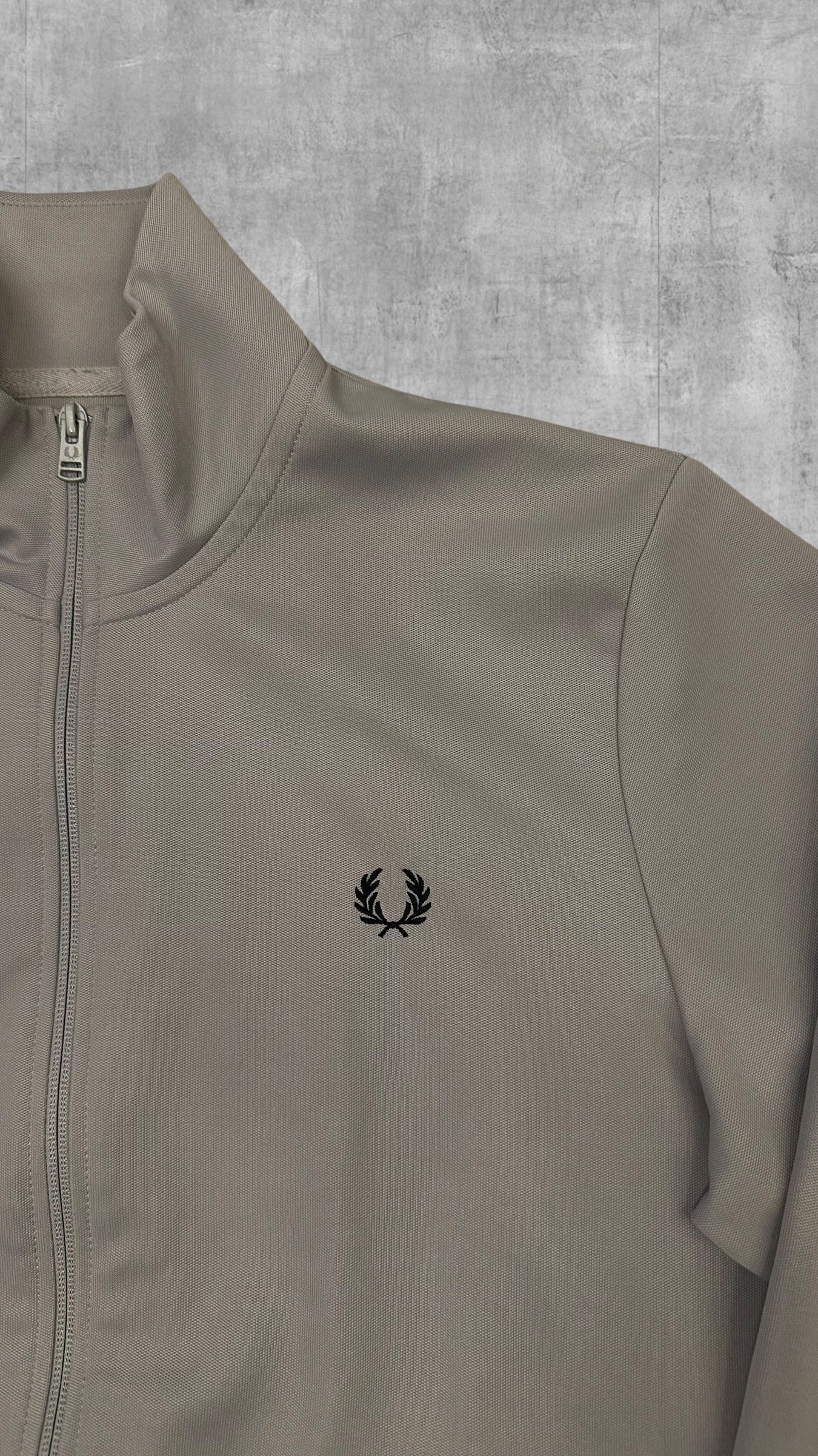 Fred Perry Trainingsjacke Hellgrau L