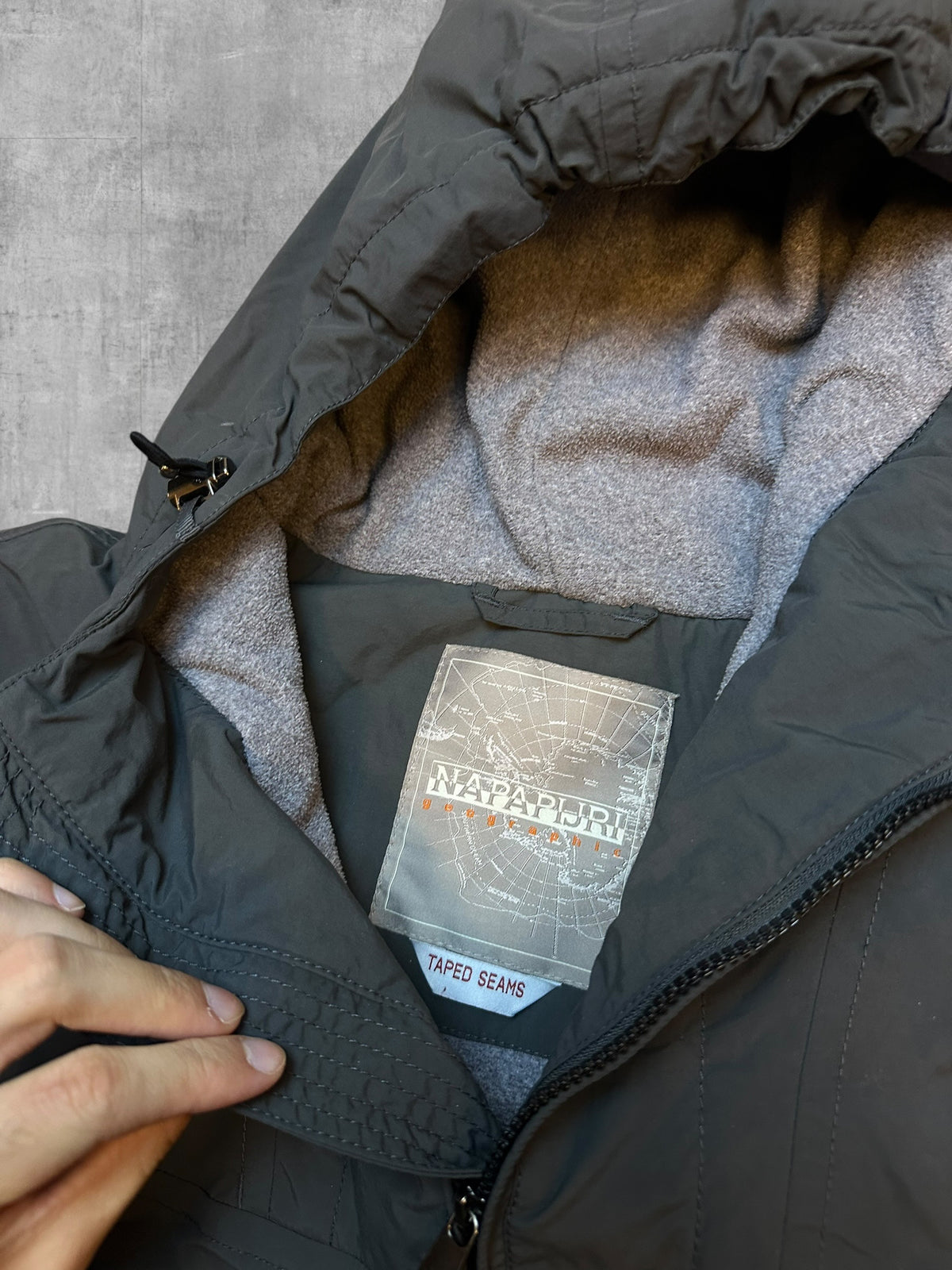 Napapijri Jacke Windbreaker gefüttert Grau M