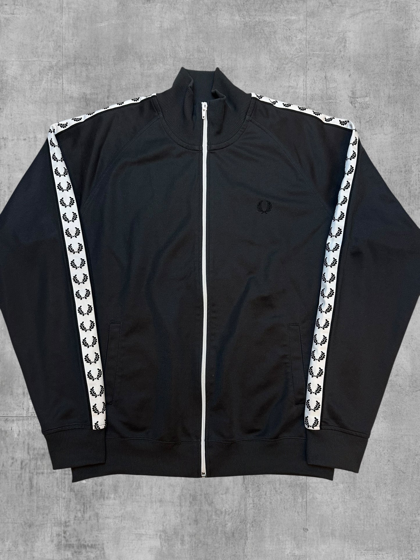 Fred Perry Trainingsjacke Taped Dunkelgrau Weiß Schwarz L