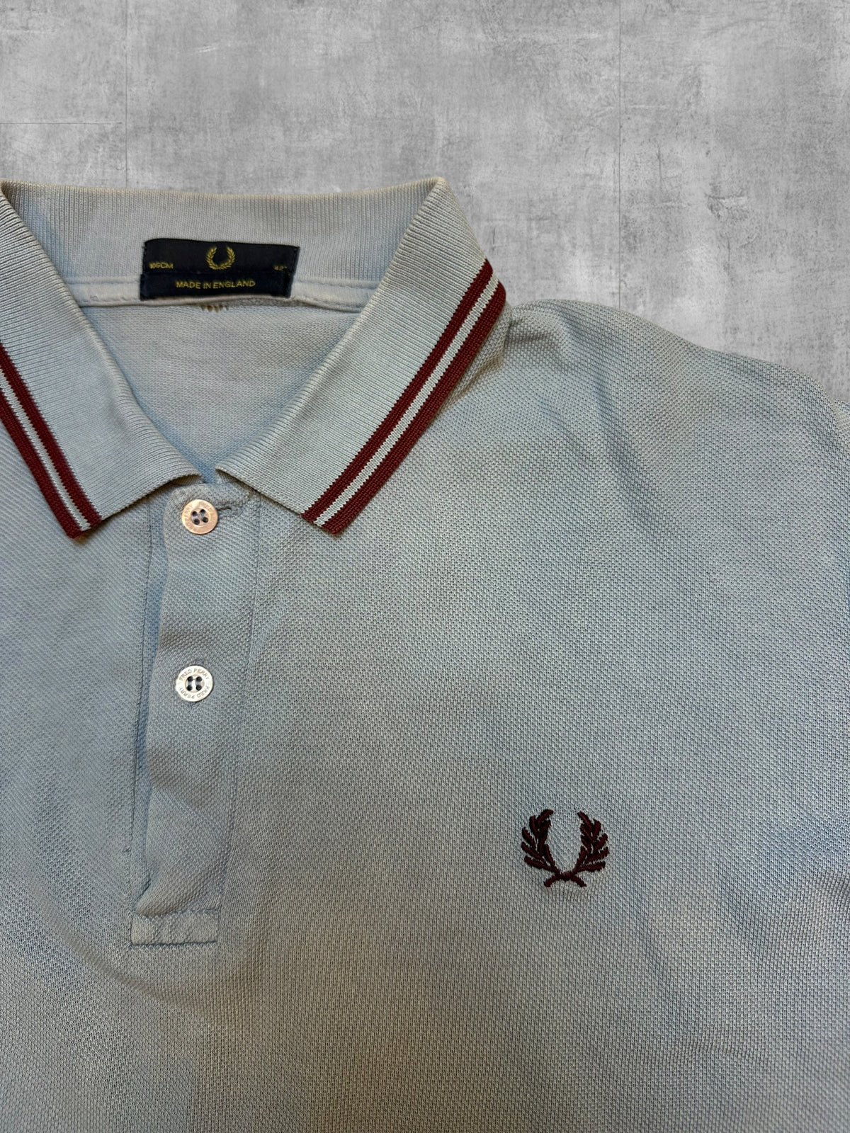 Fred Perry Polo Shirt Hellblau Weinrot M