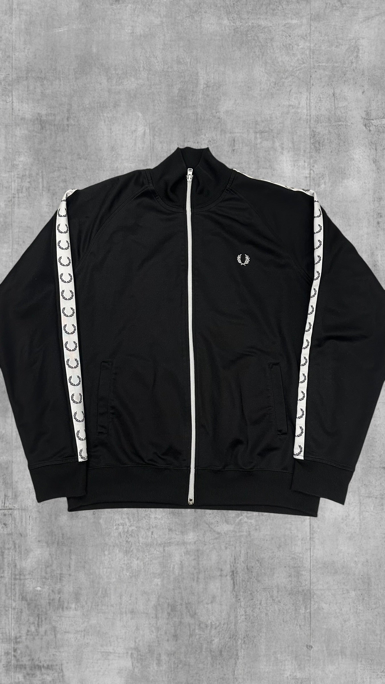 Fred Perry Trainingsjacke Taped Schwarz Weiß L