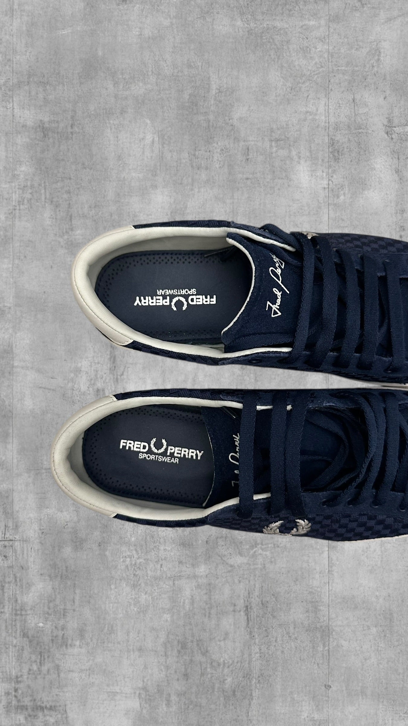 Fred Perry Sneaker EU 40 US 7,5 Navy Blau Weiß