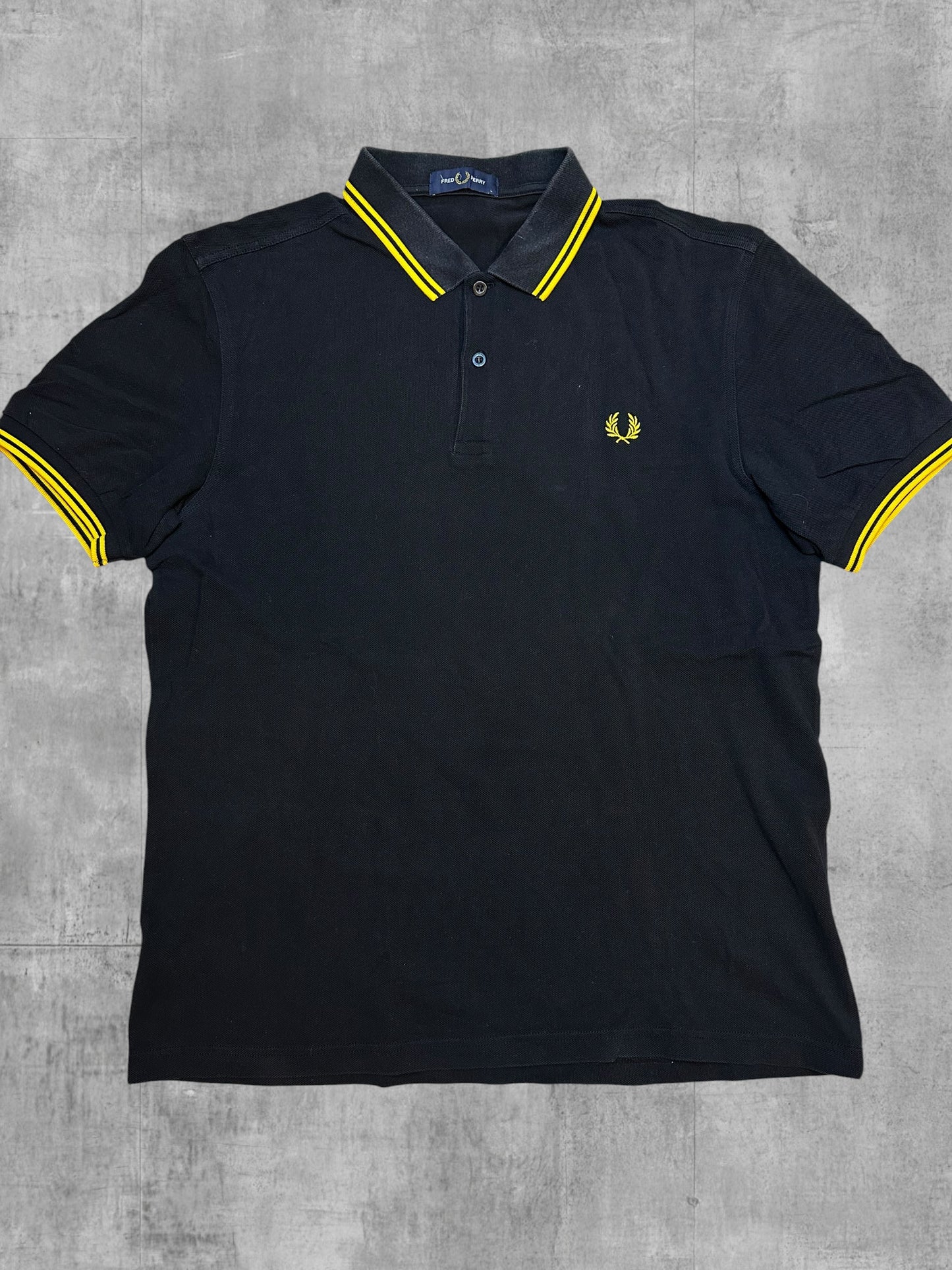 Fred Perry Polo Shirt Schwarz Gelb L