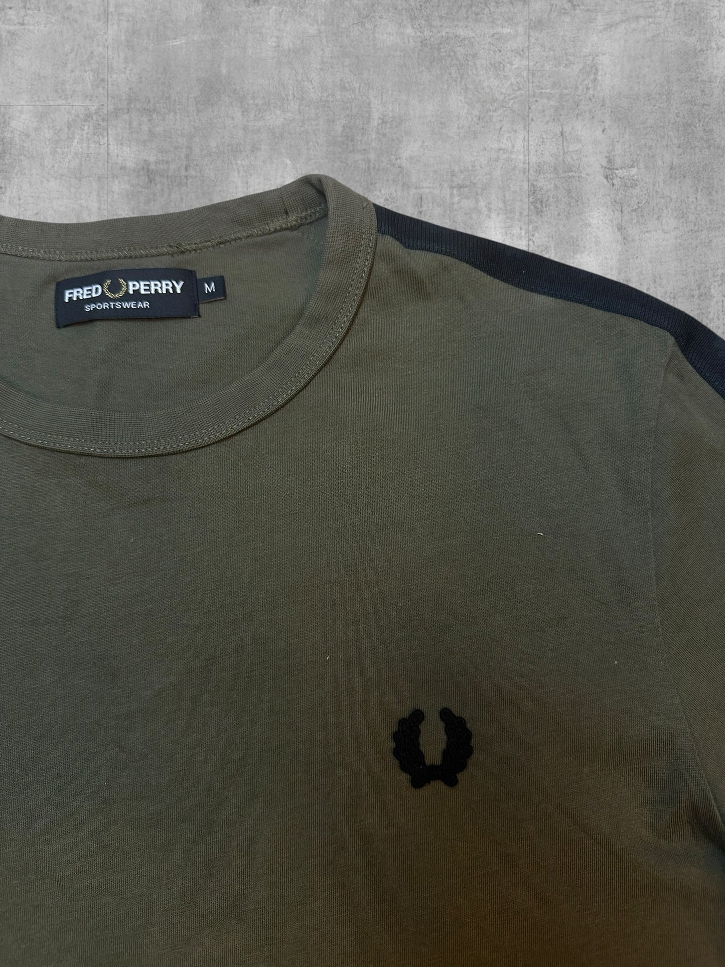 Fred Perry T-shirt Khaki Schwarz M