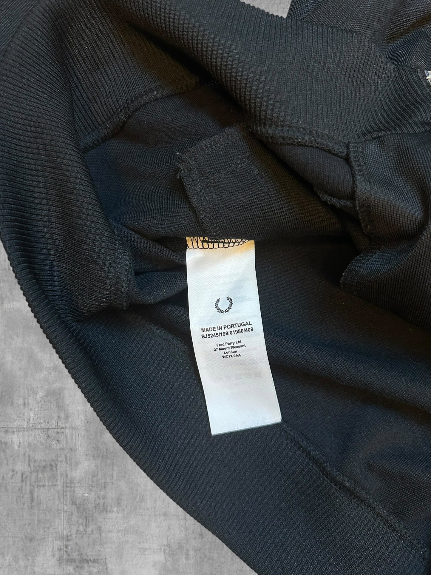 Fred Perry Trainingsjacke Taped Black on Black L (sehr selten)