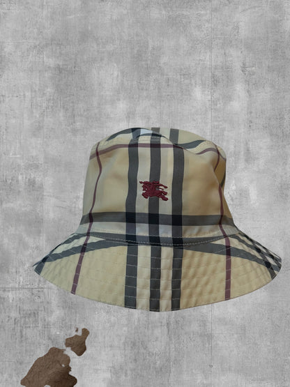 Burberry Vintage Hut S