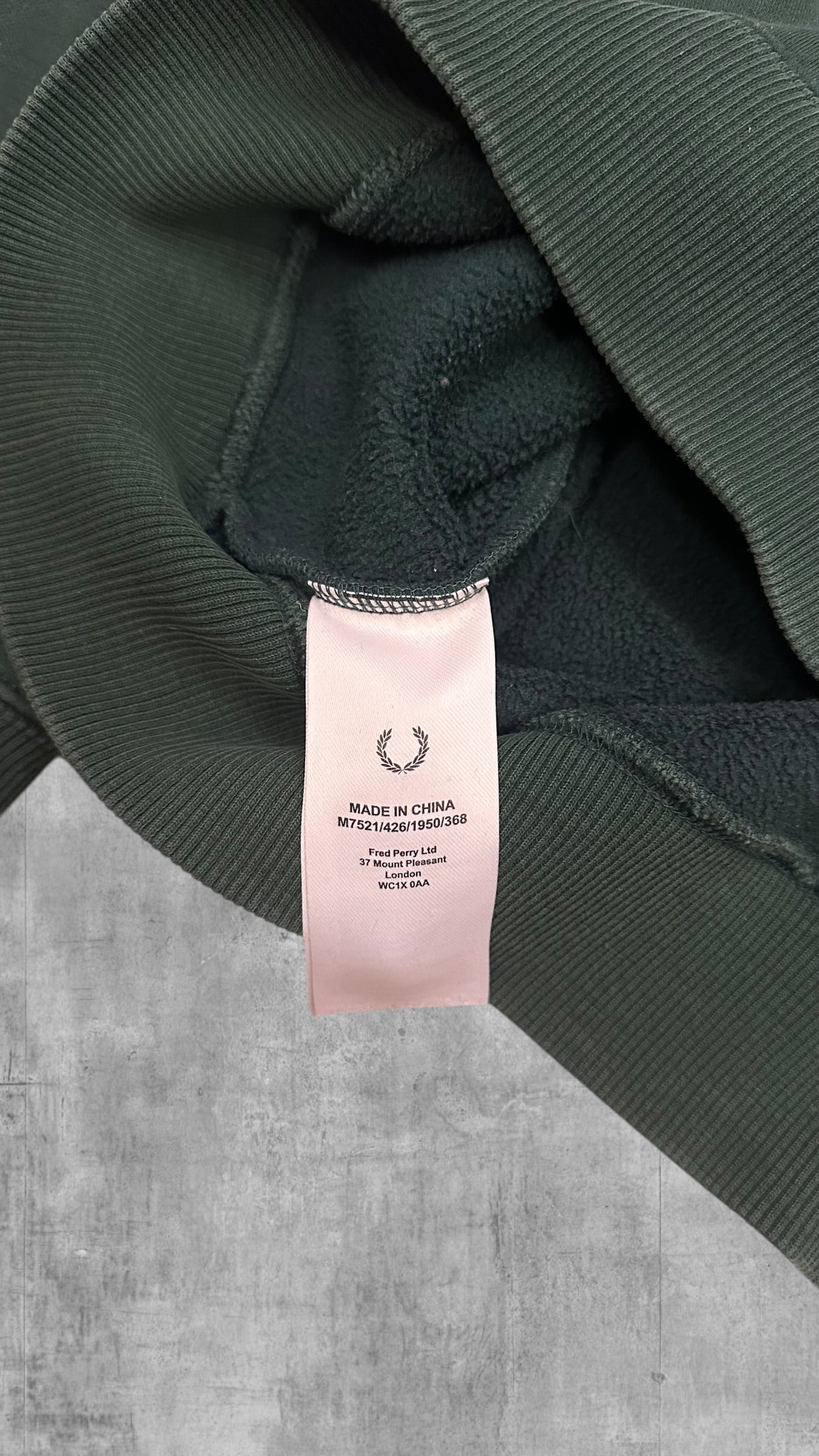 Fred Perry Sweatshirt Dunkelgrün M