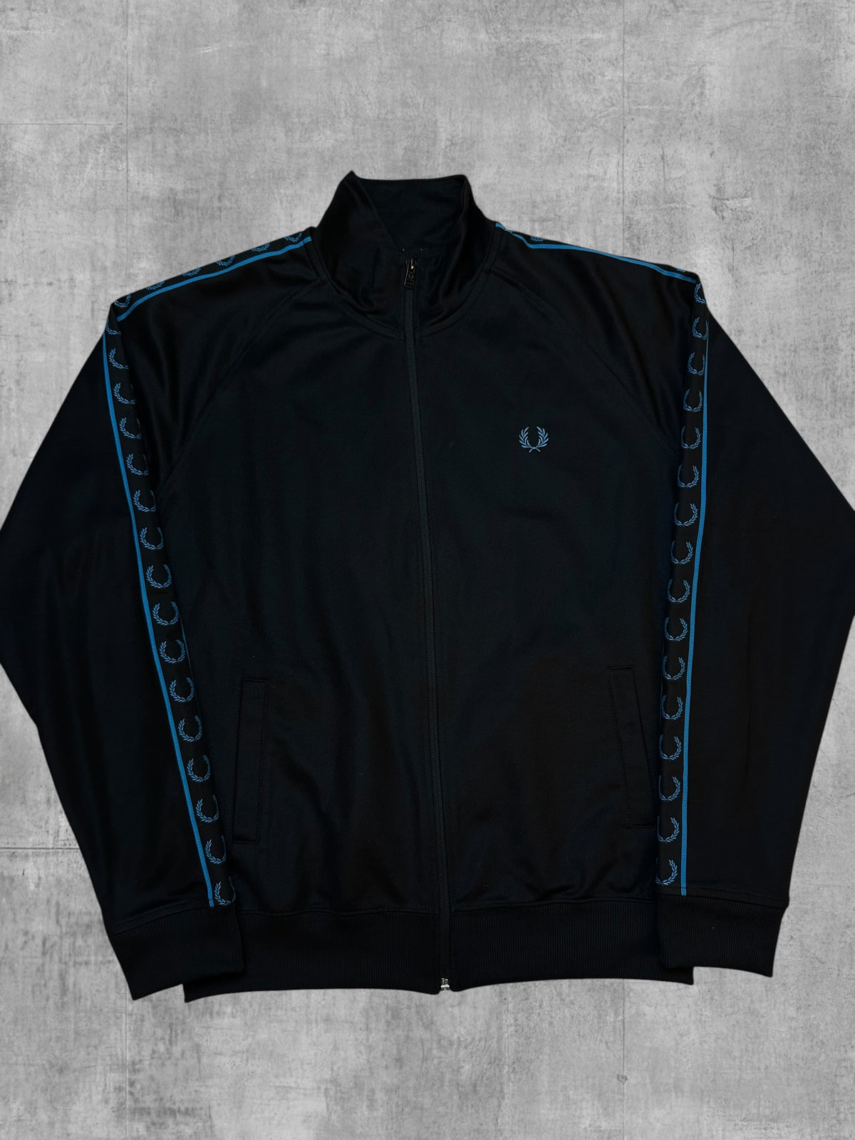 Fred Perry Trainingsjacke Taped Schwarz Hellblau L