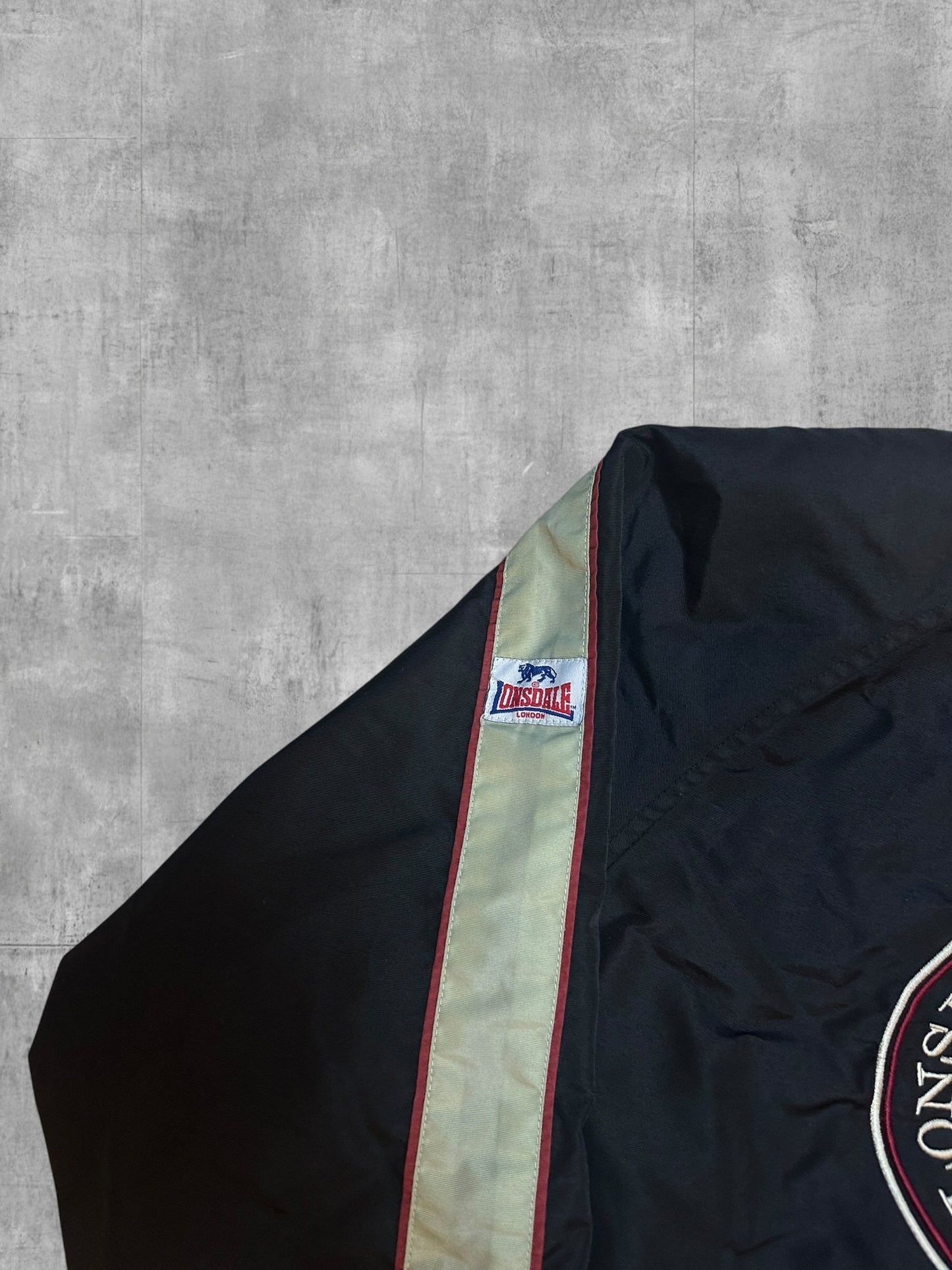 Lonsdale London Bomberjacke Backprint Schwarz Beige Weinrot M - L