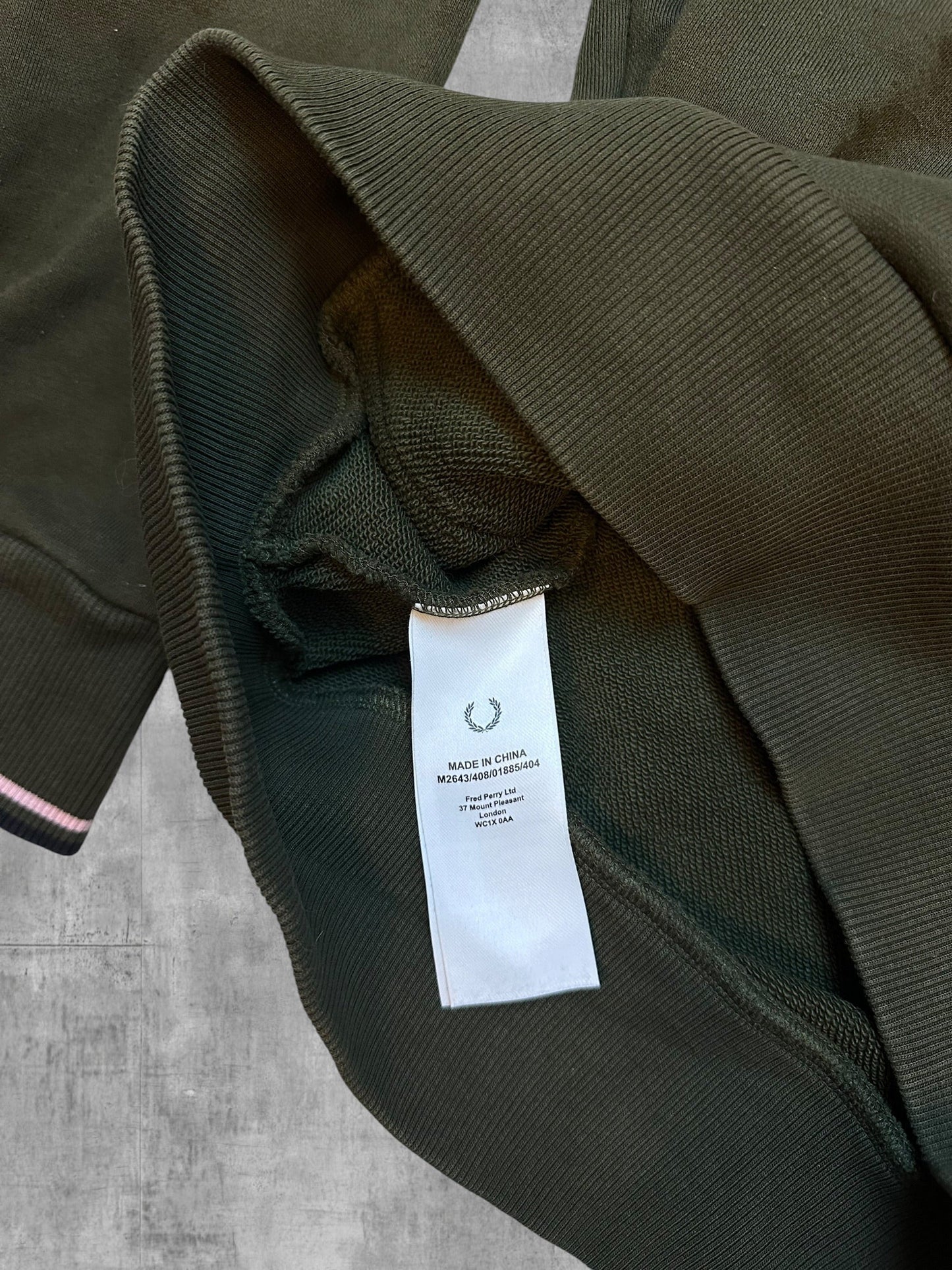 Fred Perry Hoodie Khaki M - Etikett