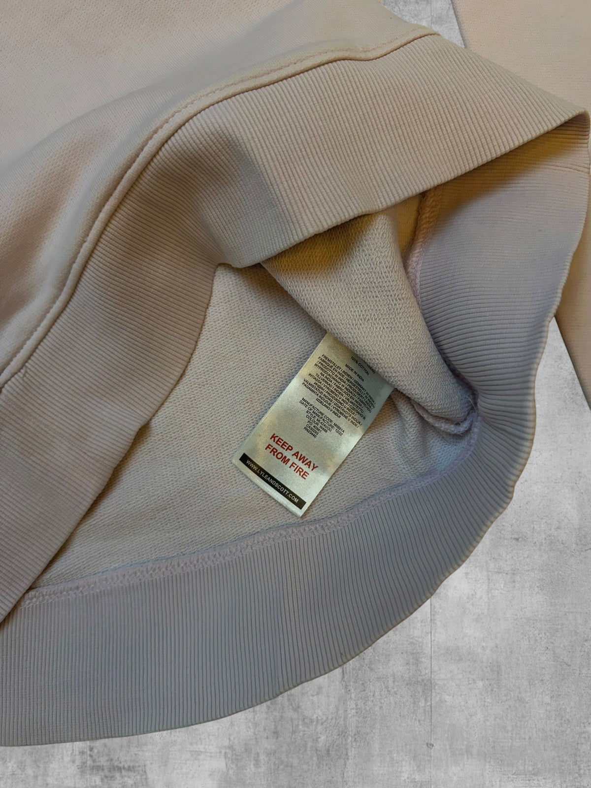 Lyle & Scott Sweatshirt Creme S - Etikett