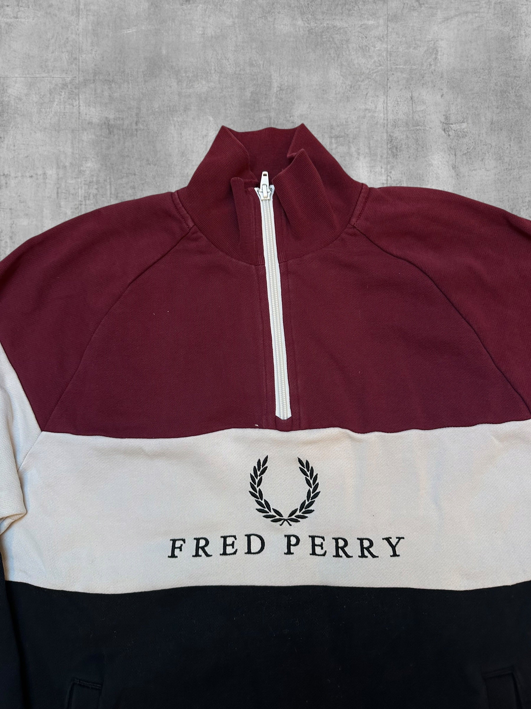 Fred Perry Sportswear Troyer Bordeaux Creme Schwarz S - Logo