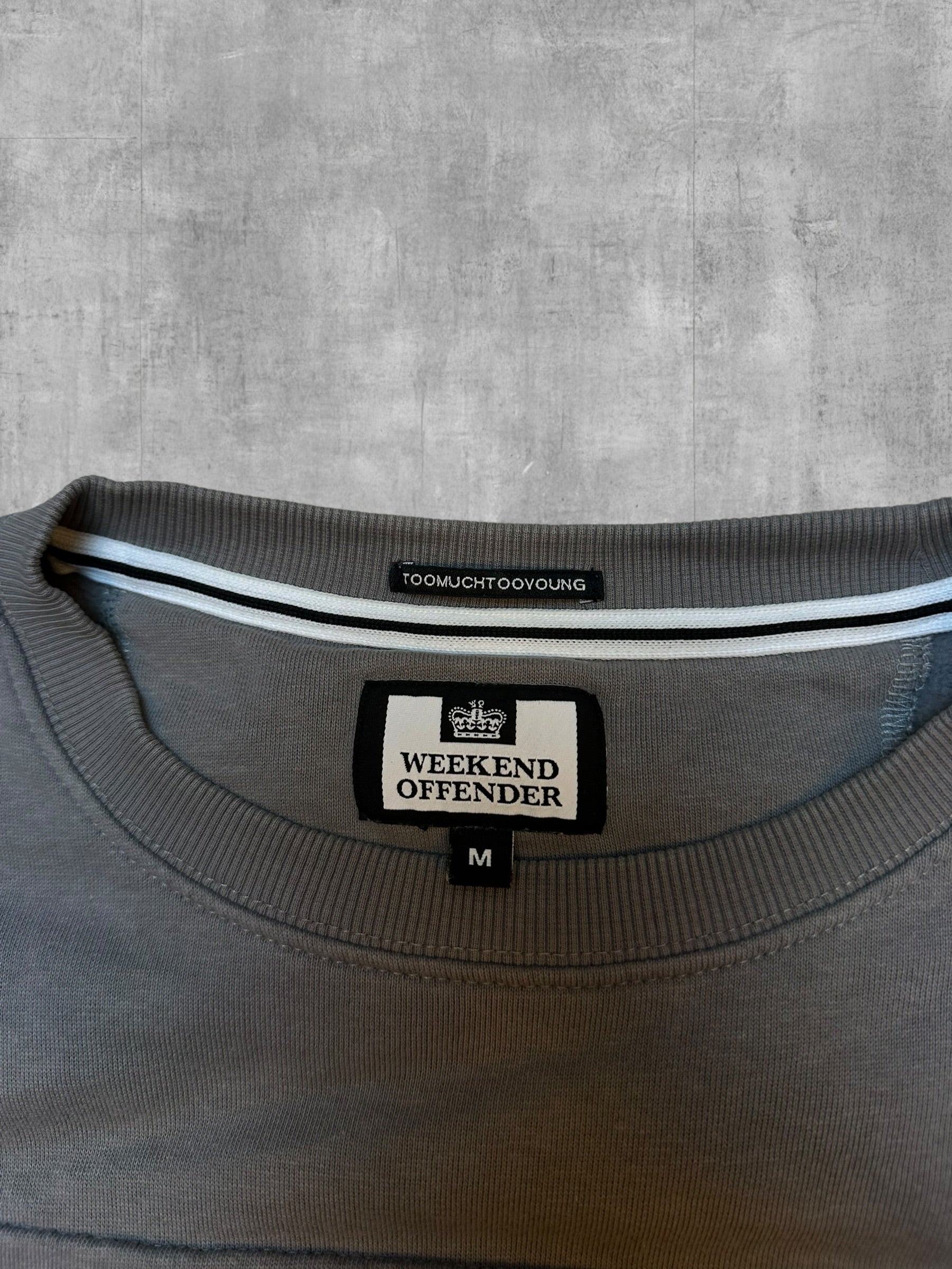 Weekend Offender Sweatshirt Grau M - Nackentag