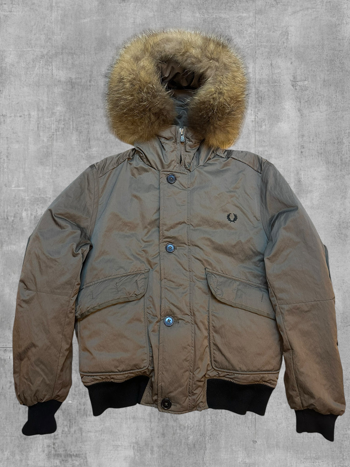 Fred Perry Winterjacke Bomberjacke mit Fellkapuze Khaki S