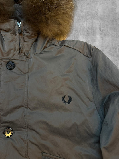 Fred Perry Winterjacke Bomberjacke mit Fellkapuze Khaki S