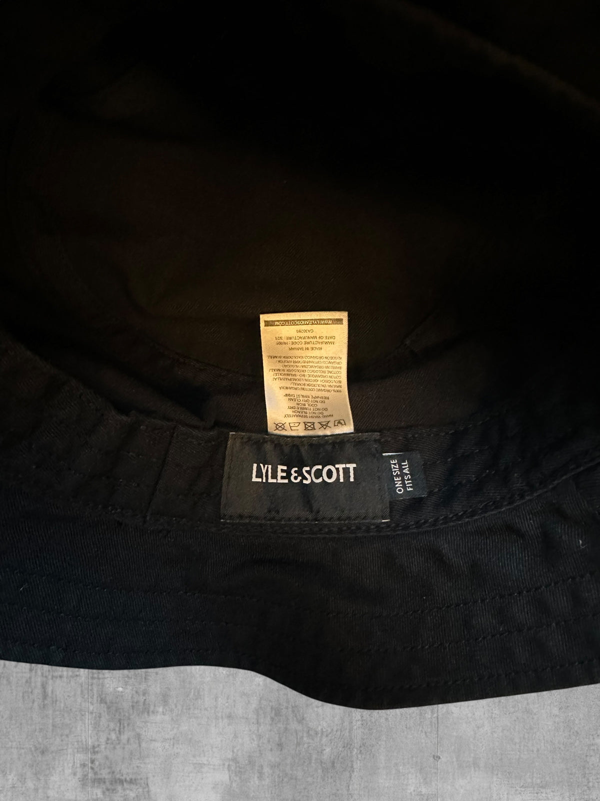 Lyle & Scott Bucket Hat Schwarz Bild 2